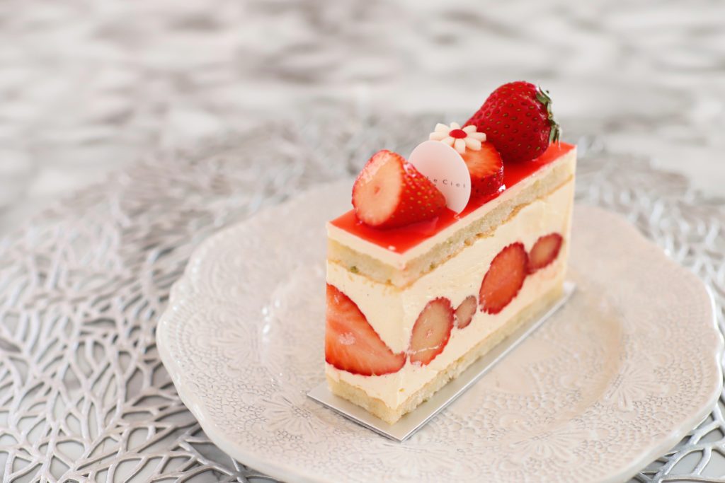 船橋駅より徒歩6分 Patisserie Le Ciel パティスリー ル シエル 船橋本町通り店 5月 るるのお菓子な暮らし